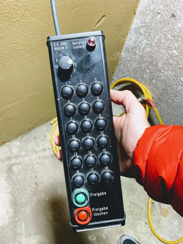 Réparation télécommande BAKOM 3